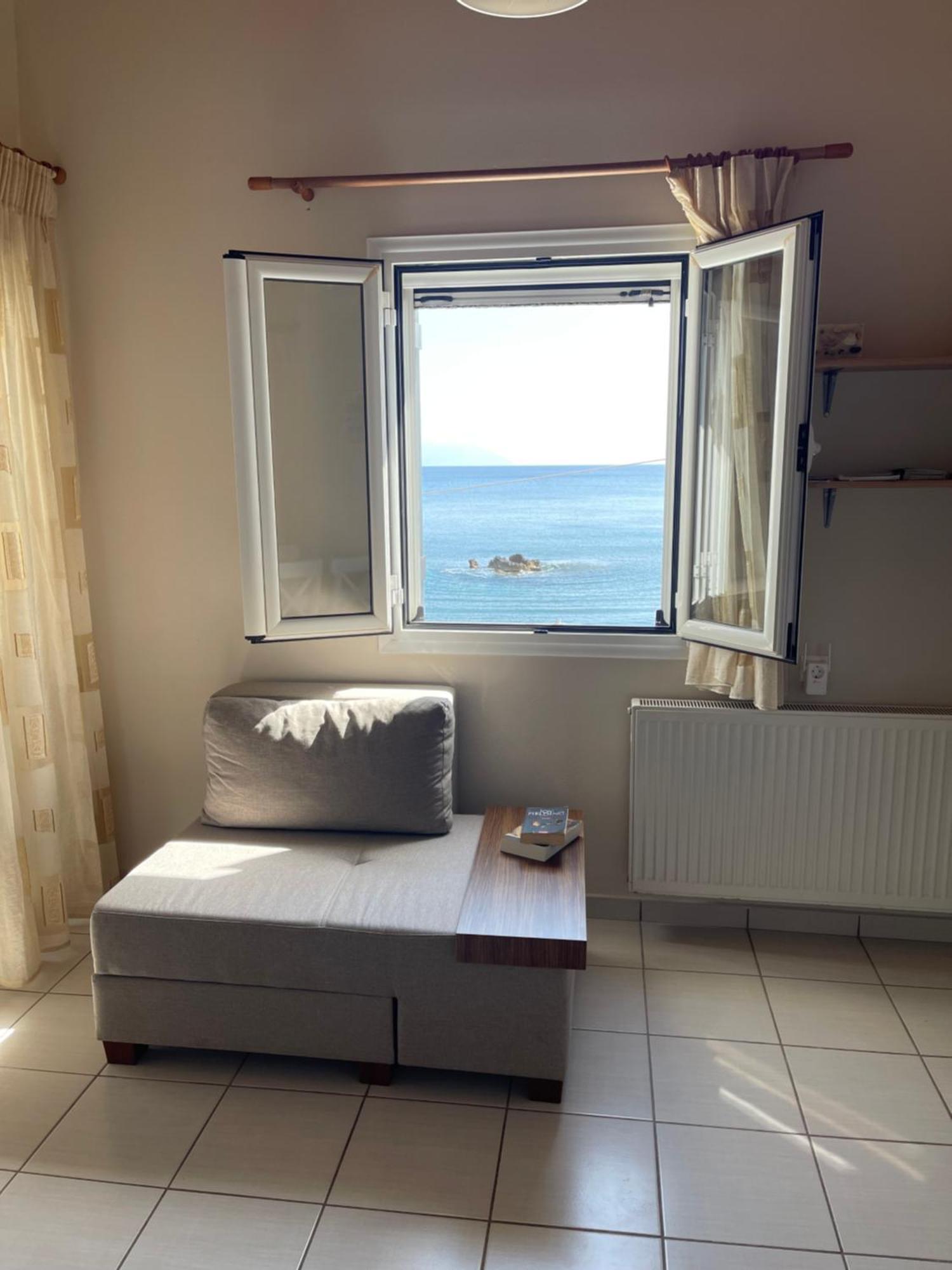 Aretousa Agia Pelagia  Buitenkant foto
