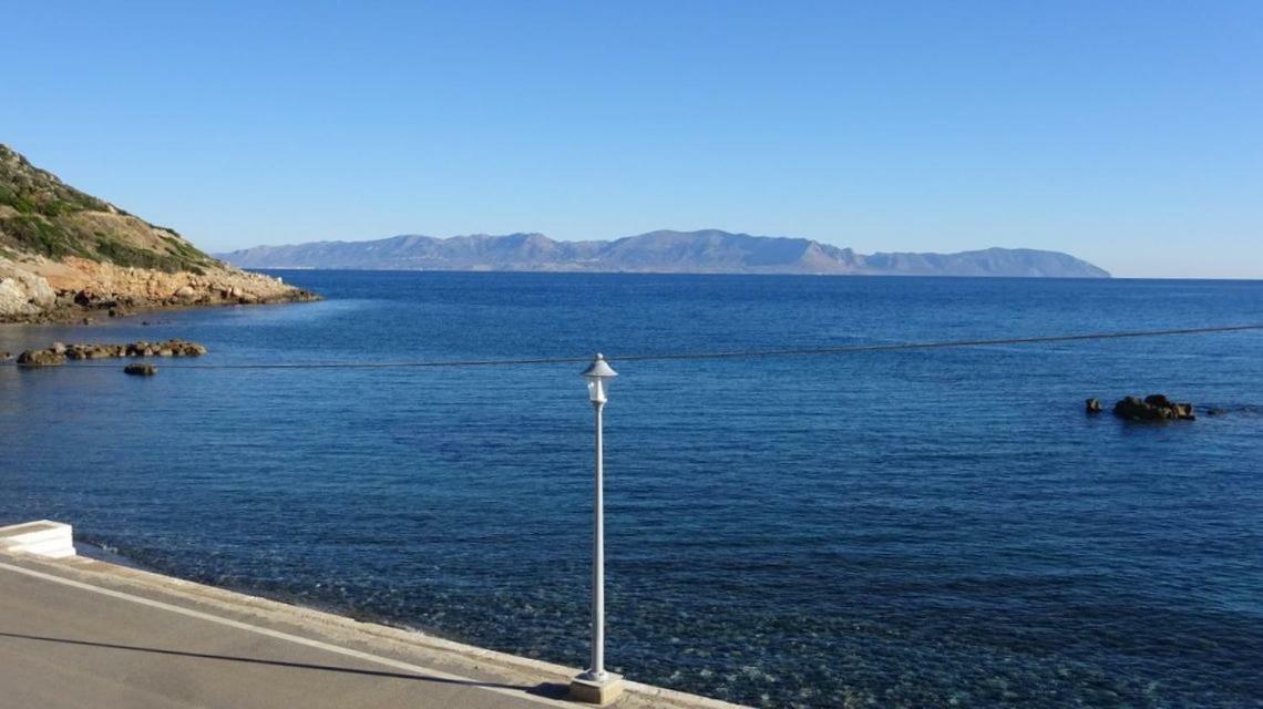 Aretousa Agia Pelagia  Buitenkant foto
